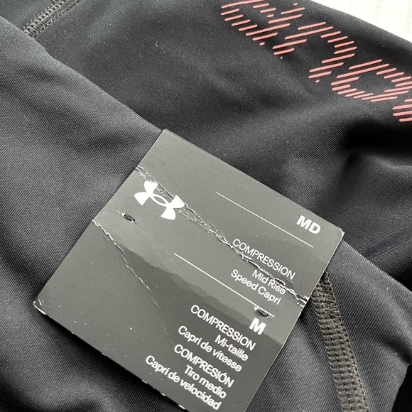 Under Armour Midrise Capri Pants, new - Picture 3 of 5